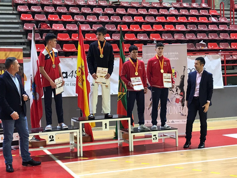 MEDALLA DE BRONCE PARA RUBEN VICENTE EN EL ABSOLUTO 2020